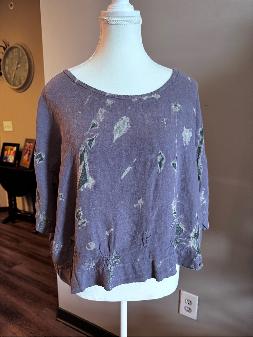 Relaxed Scoop-Neck Tunic in Dusty Lavender